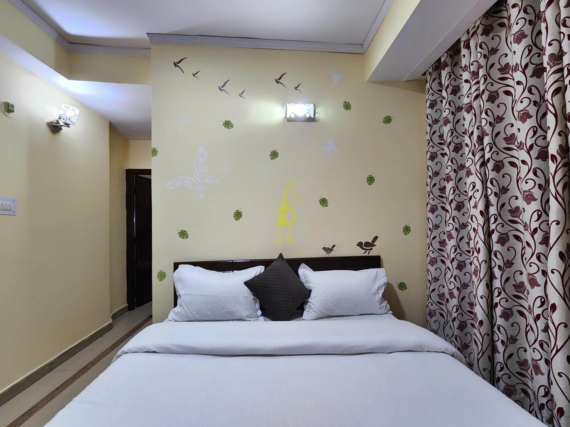 Hotel Taj Palace Near Mall Road Шимла Екстериор снимка