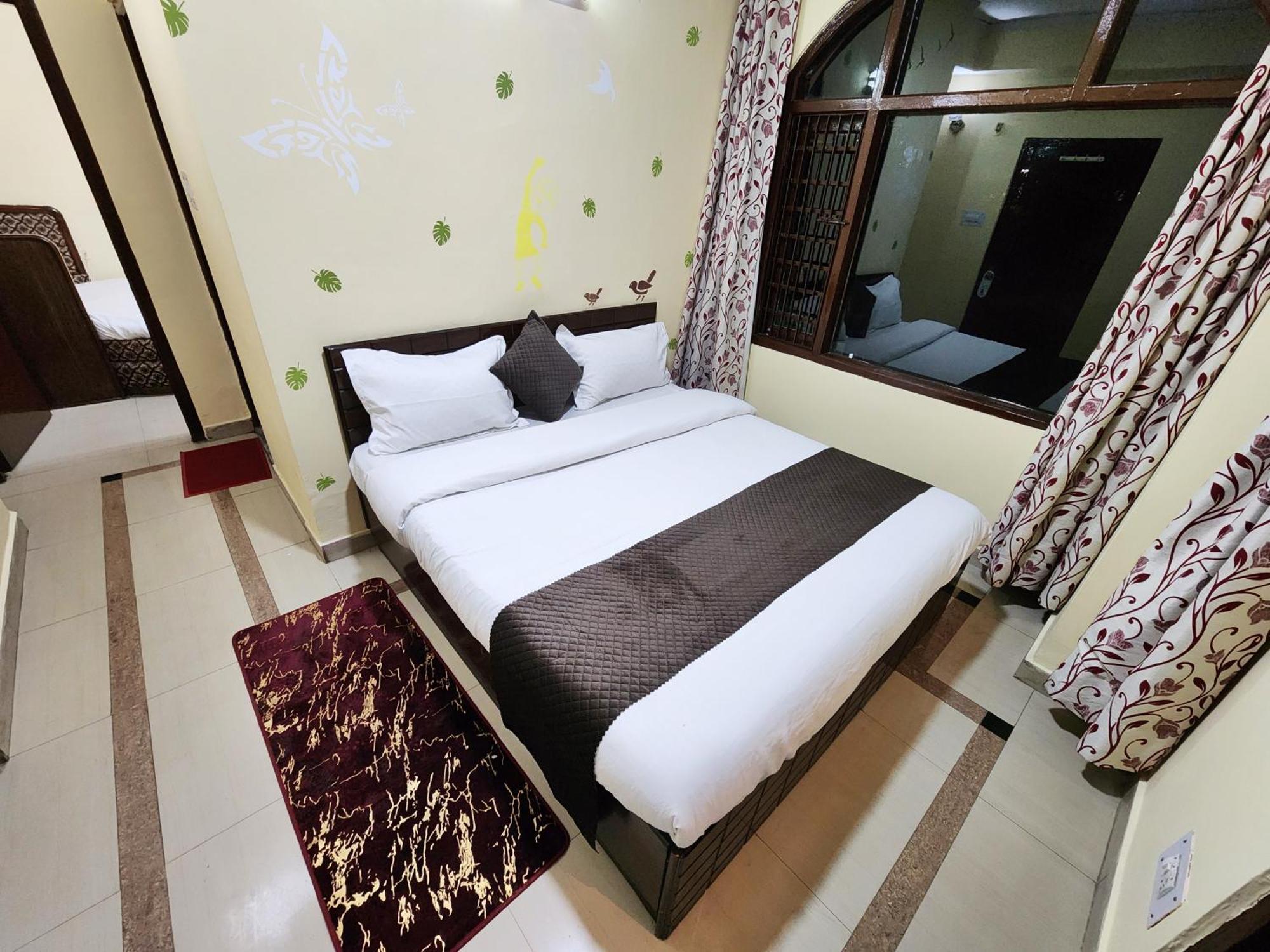 Hotel Taj Palace Near Mall Road Шимла Екстериор снимка